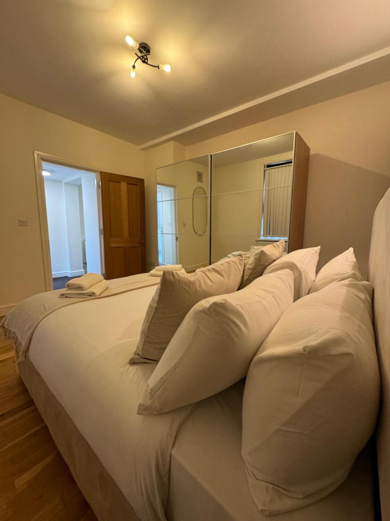 Sutherland Avenue Apartments Лондон Екстер'єр фото